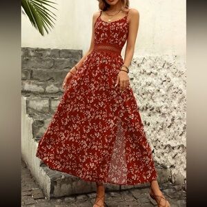 Red Ditsy Floral Maxi Dress NEW 🏷️